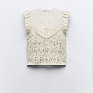 Zara New Without Tags- Knit Top with Butterfly Combination Size S